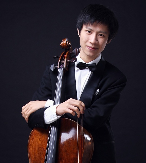 1637483202004001596.jpg 杨一晨照片.jpg